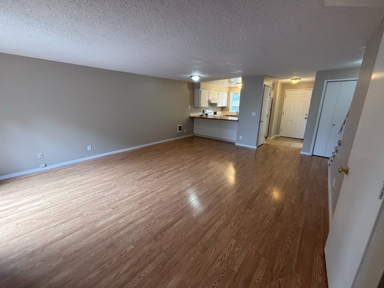 Building Photo - 29805 SW Montebello Dr