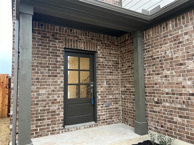 Building Photo - 497 Papaya Dr