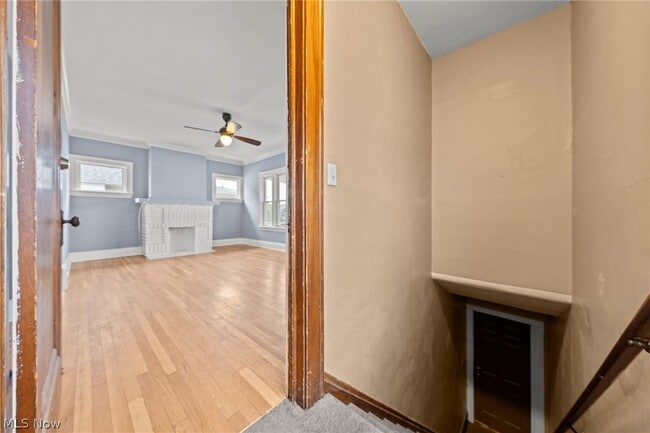 Building Photo - 2056 Wascana Ave