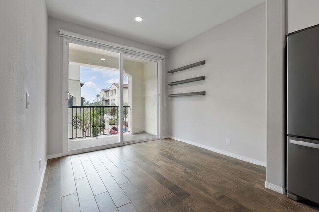 Building Photo - 2434s Tapestry Wy