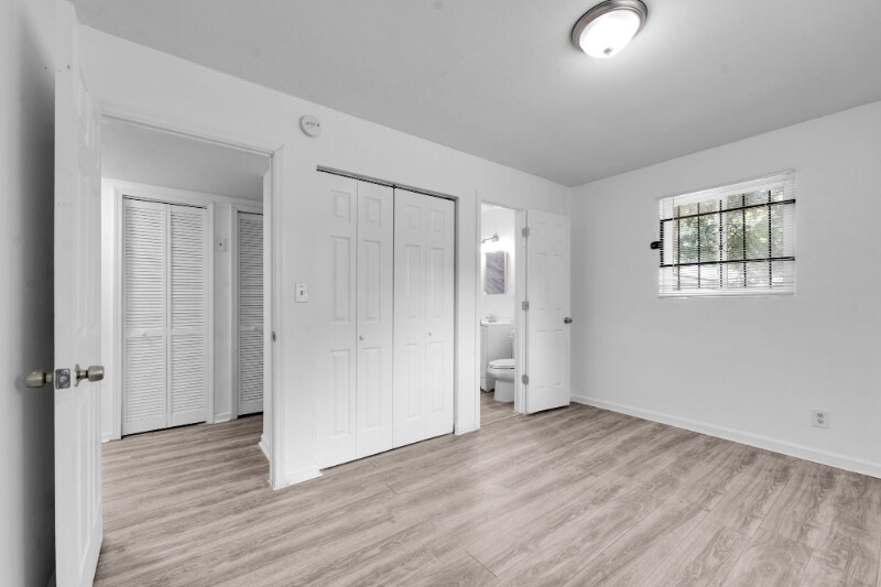Building Photo - 9155 Sibbald Rd