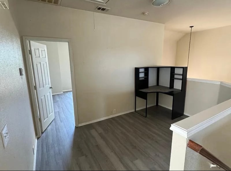 Building Photo - 4533 Indian Rock Dr