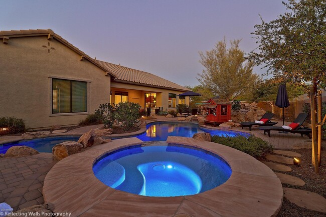 Building Photo - 3163 E Los Altos Ct