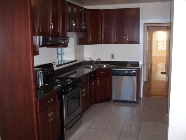 Building Photo - 5419 N Artesian Ave