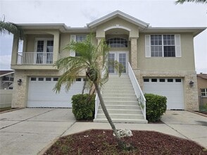 Building Photo - 7423 Southwind Dr