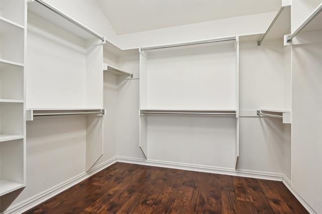 Building Photo - 8214 Kensington Dr