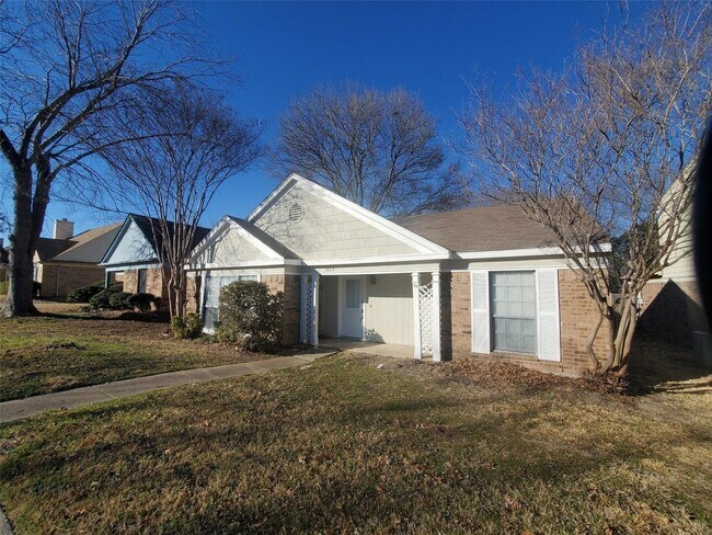 Building Photo - Move in ready home in Mesquite!