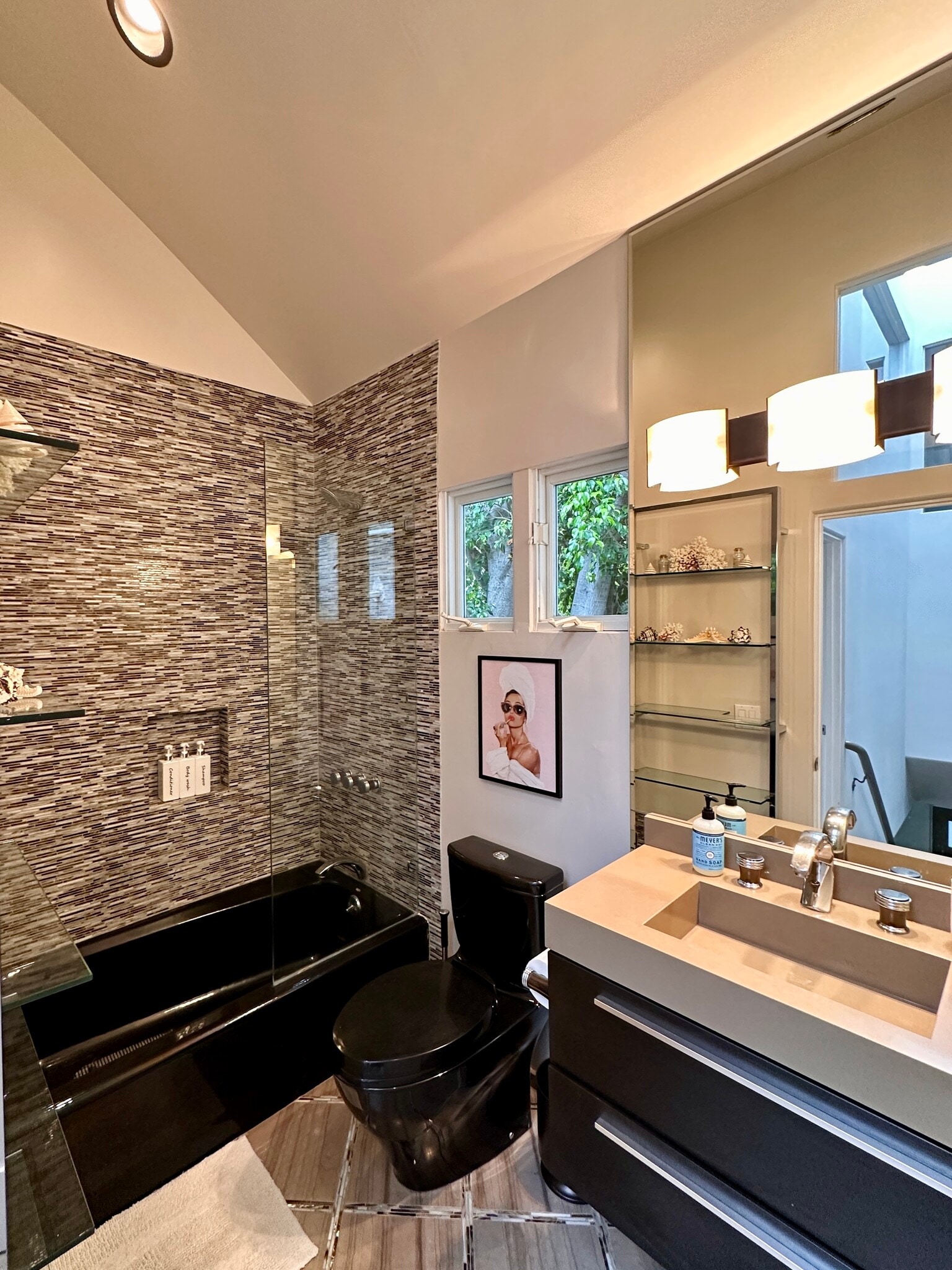 Upstairs Bathroom - 8374 Yucca Trl