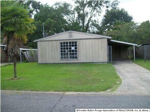 Building Photo - Housing Vouchers Accepted!!!  Location!  Newly updated, 4 bedroom, 2 bath home in historic Beechw...