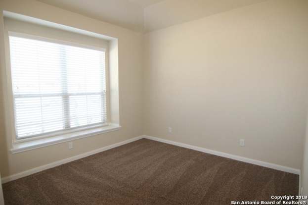 Building Photo - 5633 Briar Fld