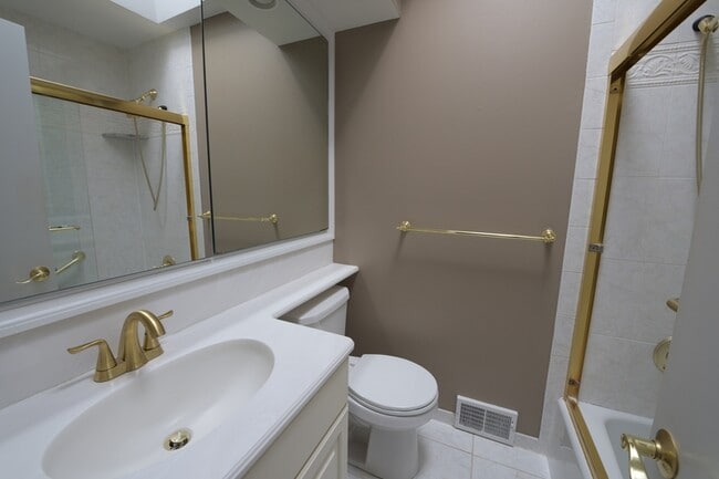 Building Photo - 3613 Weightman St