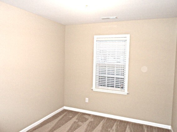 Building Photo - 2657 Wynbrook Dr