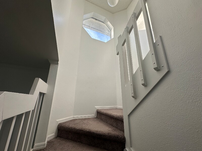 Building Photo - 9224 Ventana Ln