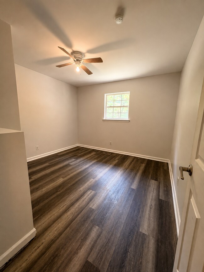 Building Photo - 6227 Ramsey Rd