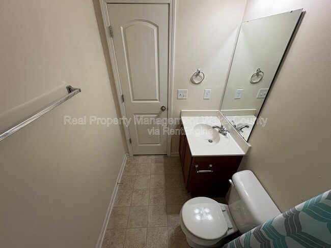 Building Photo - 1209 Sweetgrass St