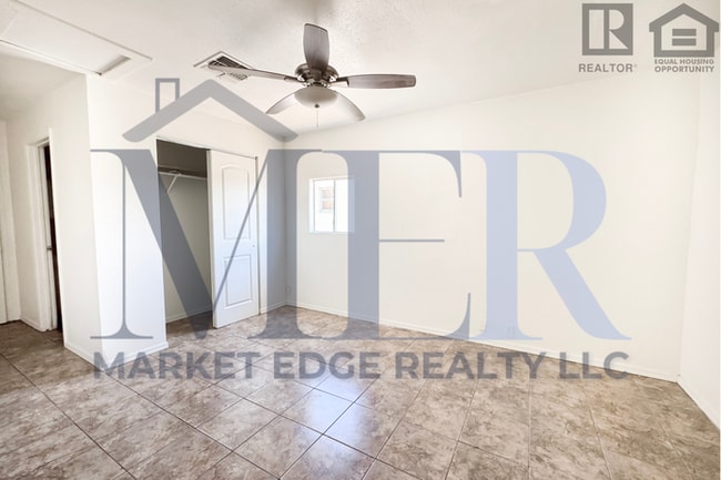 Building Photo - 3Bed/2Bath Home 24th St/McDowell! $199 MOVE-IN SPECIAL! Ready for Immediate Move-In!