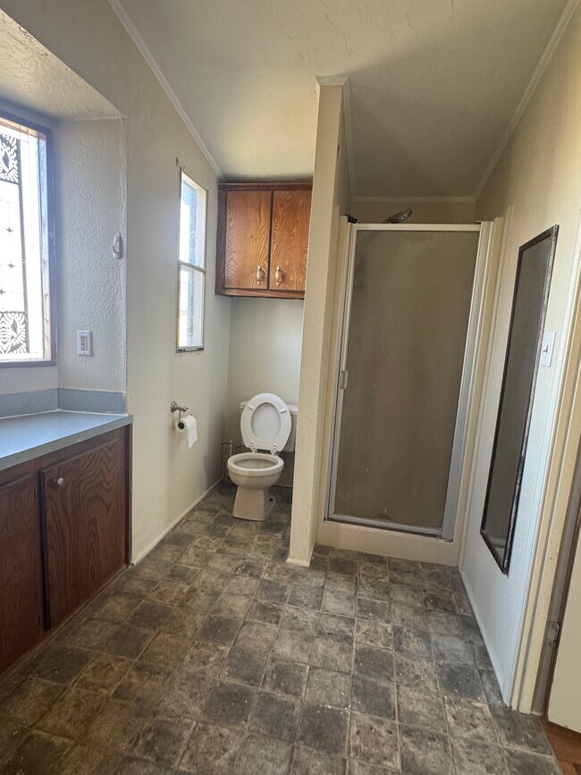 Building Photo - 313 NW 3rd St