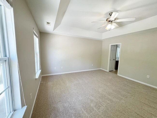 Building Photo - 606 Fountain Brook Ln