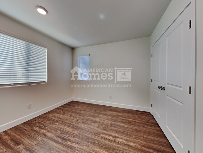 Building Photo - 80 Cabaletta Lane
