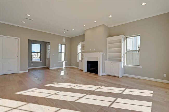 Building Photo - 25242 Calhoun Creek Dr