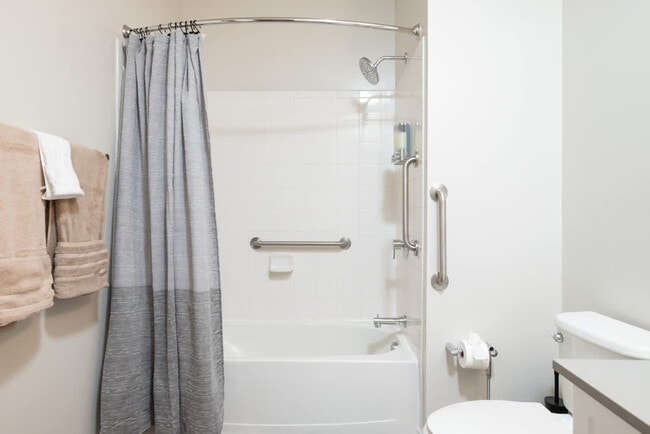 Building Photo - 360 Foley St