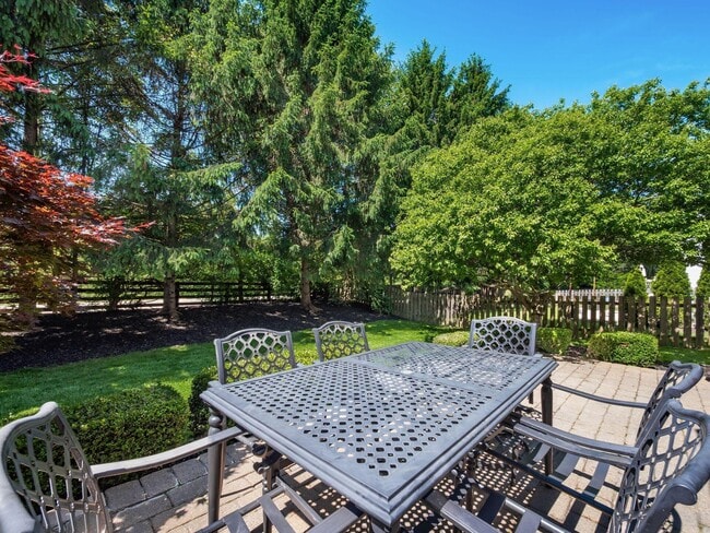Building Photo - 3259 Longspur Dr