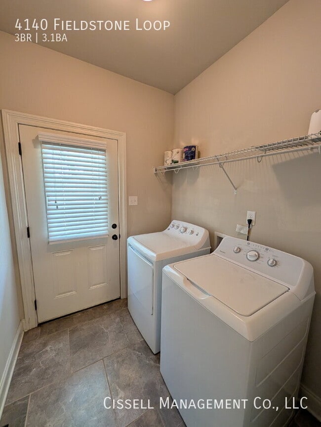 Building Photo - 4140 Fieldstone Lp