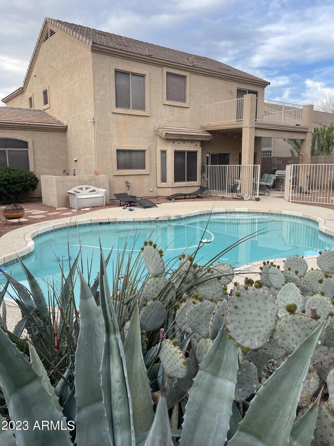 Primary Photo - 4209 E Spur Dr