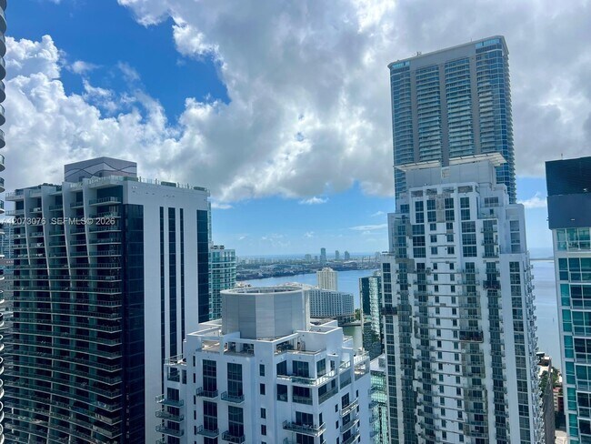 Building Photo - 1100 S Miami Ave