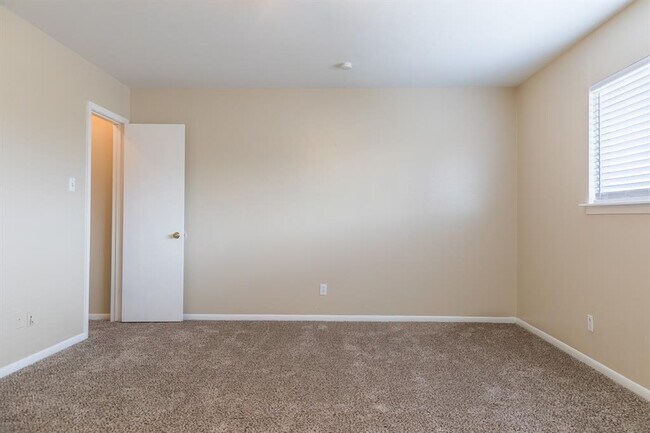 Building Photo - 7123 S Gessner Rd