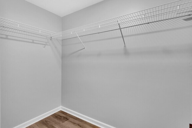 Building Photo - 1006 Canyon Point Cir