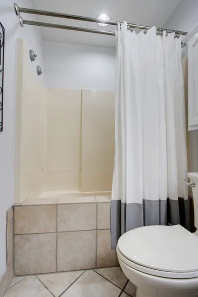 Building Photo - 149 Cumberland Trce