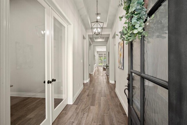 Building Photo - 16711 Arboleda Dr