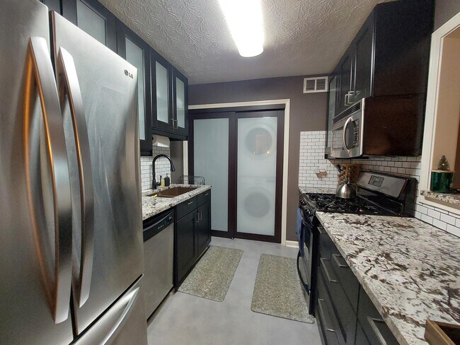 Building Photo - 2824 Vinings Central Run SE