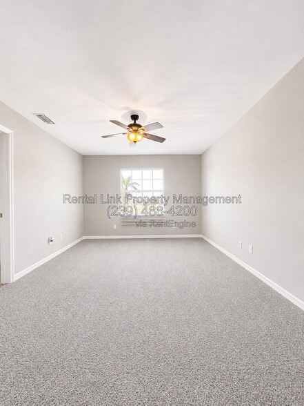 Building Photo - 8711 Athena Ct