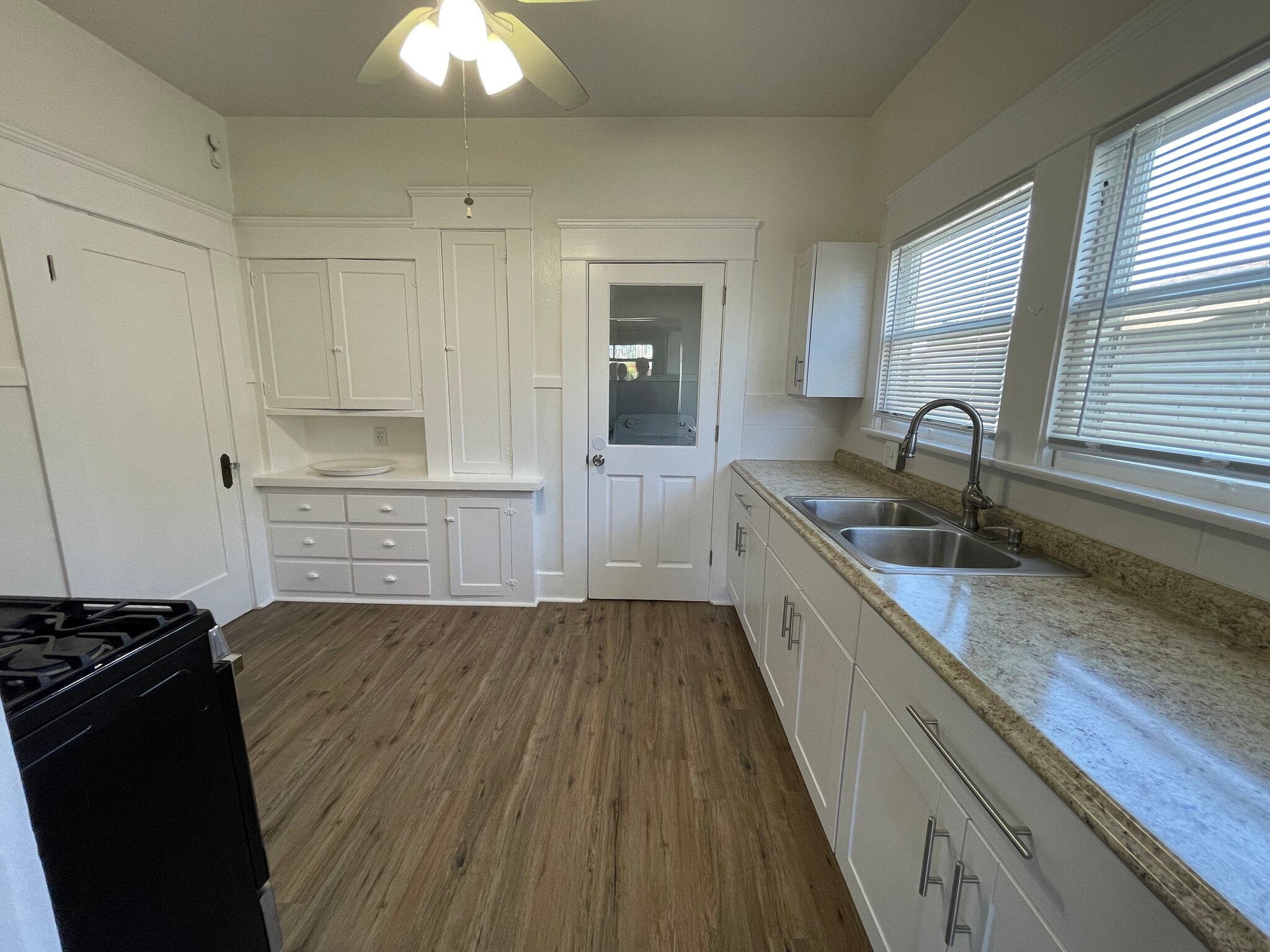 Building Photo - 3908 Ibis St