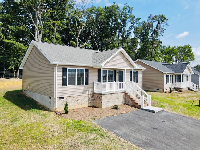 Primary Photo - Newer Home for Rent in Brentwood Subdivision!