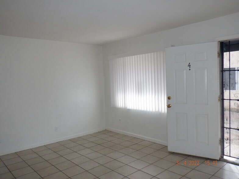 Building Photo - 1535 E 29th Ave