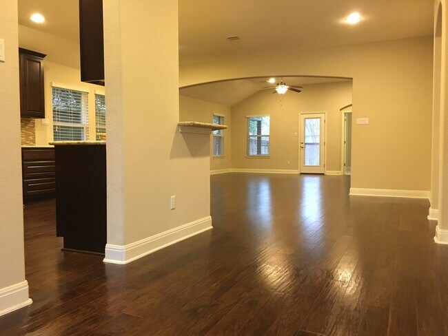 Building Photo - GORGEOUS LARGE 1 STORY IN WHITESTONE OAKS