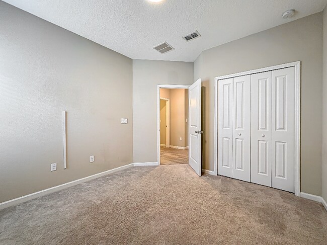 Building Photo - 9504 Lovage Ln