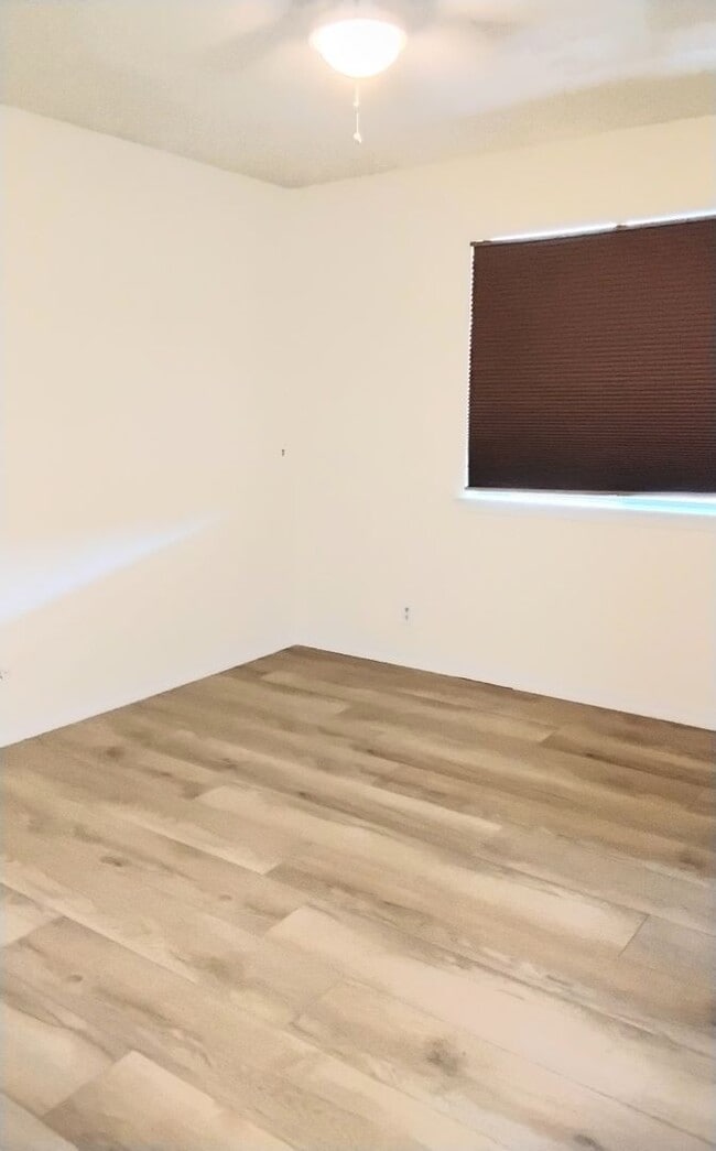 Building Photo - Heritage Hills Four Bedroom