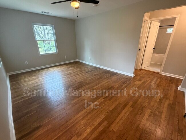 Building Photo - 1195 Fincher Rd