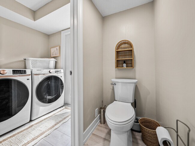 Building Photo - 4082 Belair Ln