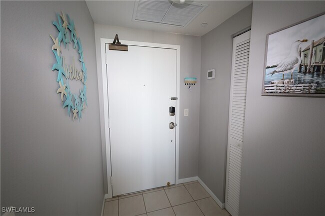 Primary Photo - 58 N Collier Blvd
