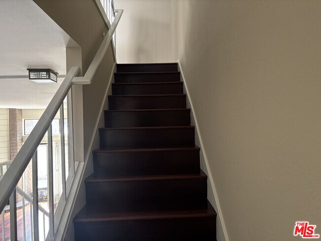 Building Photo - 4541 Alla Rd