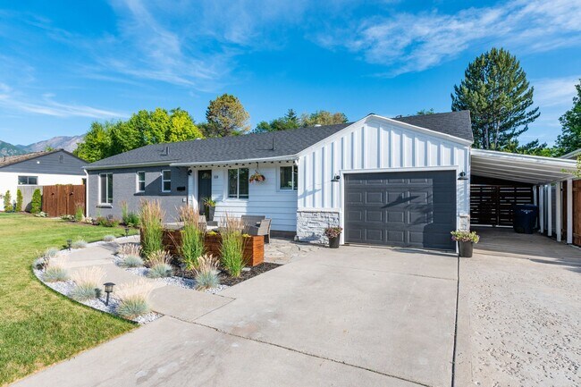 Building Photo - 1538 Winward Dr