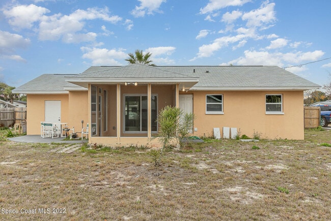 Building Photo - 110 Chapel Ln