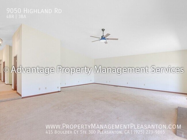 Building Photo - Unique 4 Bed / 3 Bath 3,484 Sq Ft Home off...