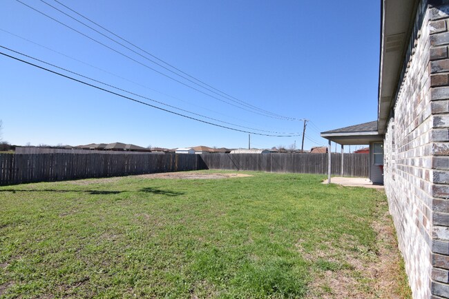 Building Photo - 4100 Sand Dollar Dr