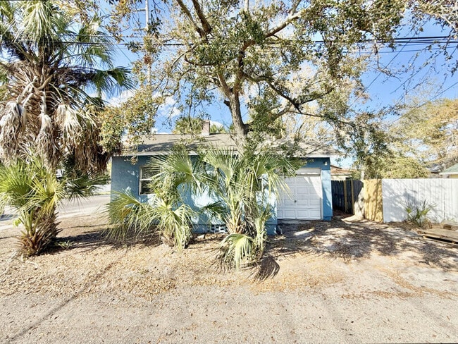 Building Photo - 1914 31st St S